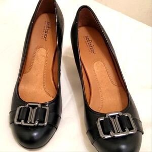 Medicus Softshoe Sz 9.5M. Leather, 3 " heels, Soft. Unique